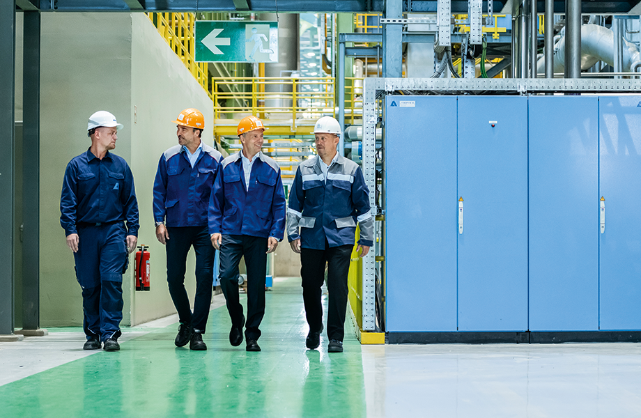 A shining example of industrial collaboration: The control system of the hot-dip galvanising line at thyssenkrupp Steel in Dortmund.