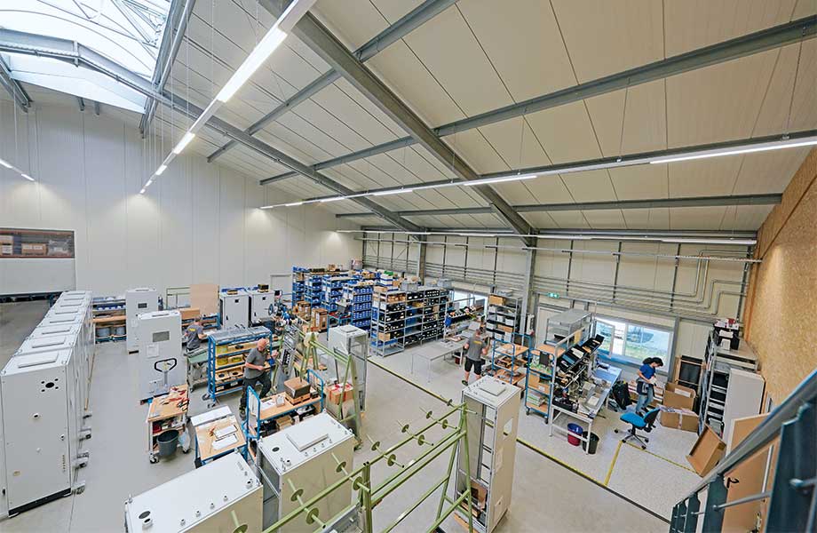 VX25 enclosures from Rittal are standard at Hade Automation. (© HADE Automation)